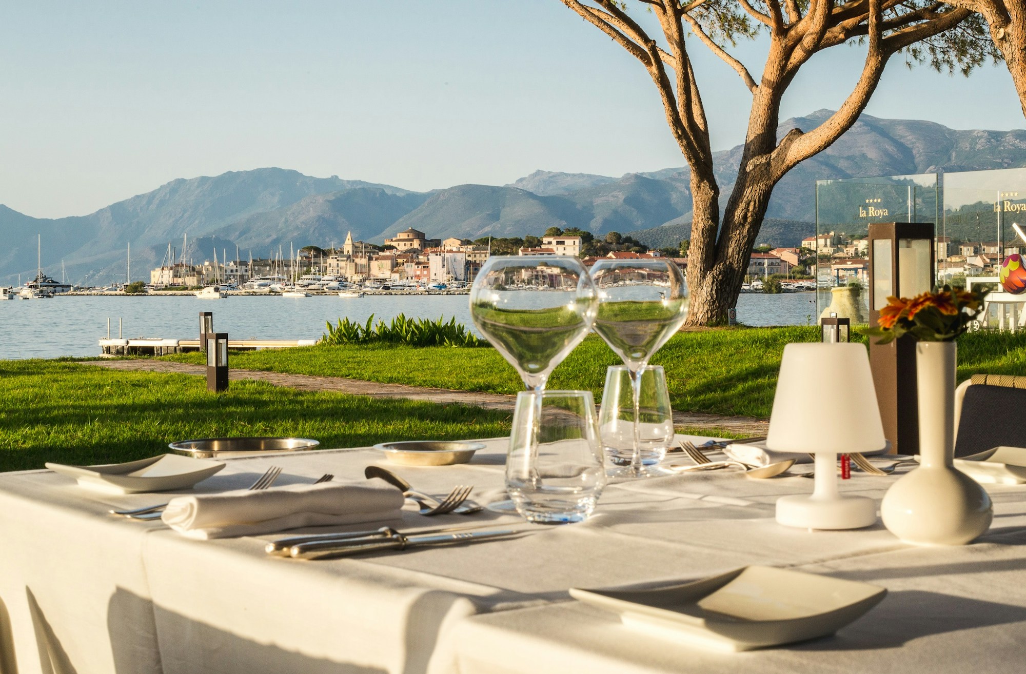 Restaurant Terrace