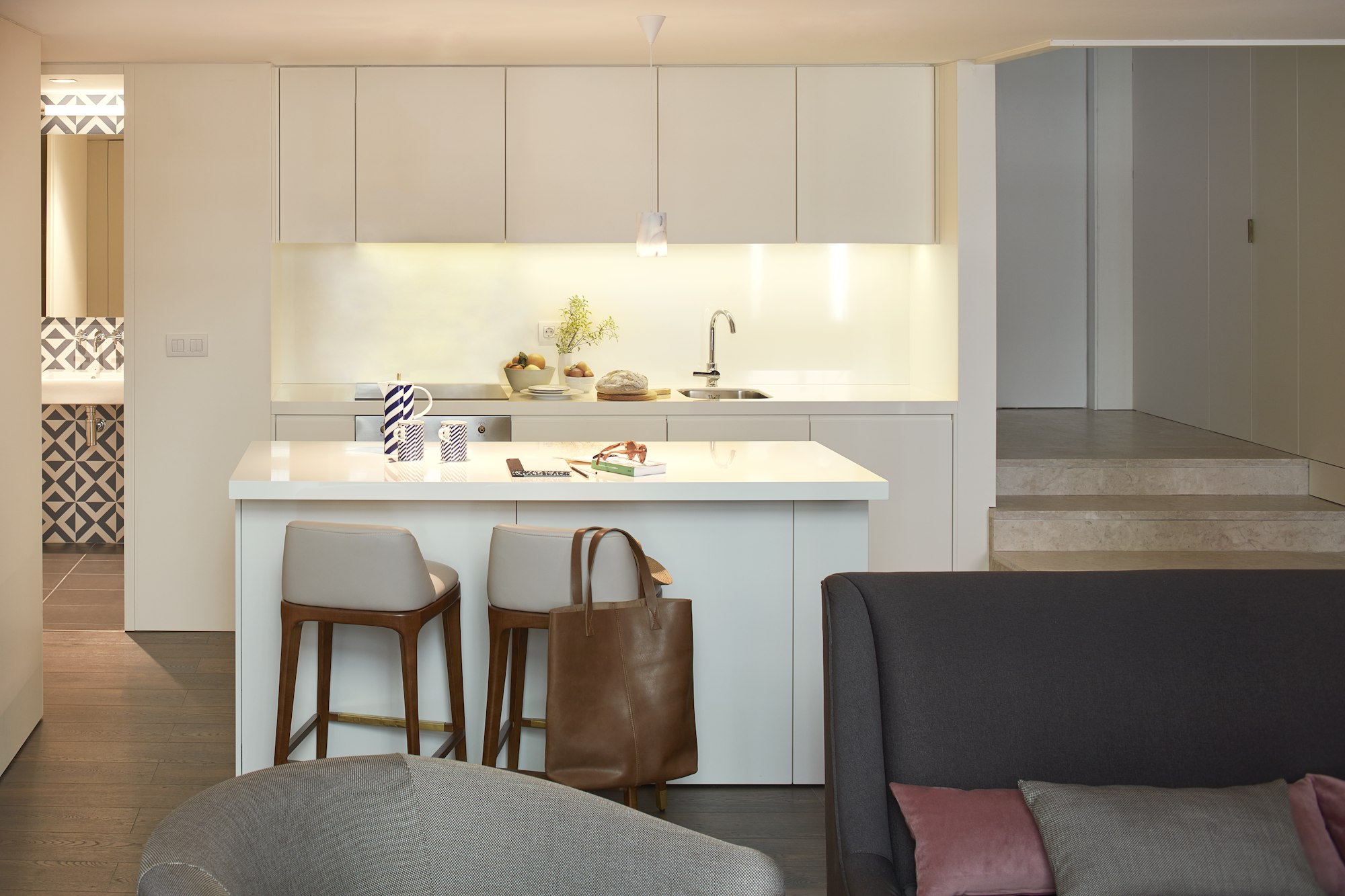Bairro Alto Mezzanine Suite - Kitchen Area