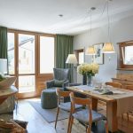 Residence Suite Premium - Dining Area