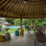 Pool Bar