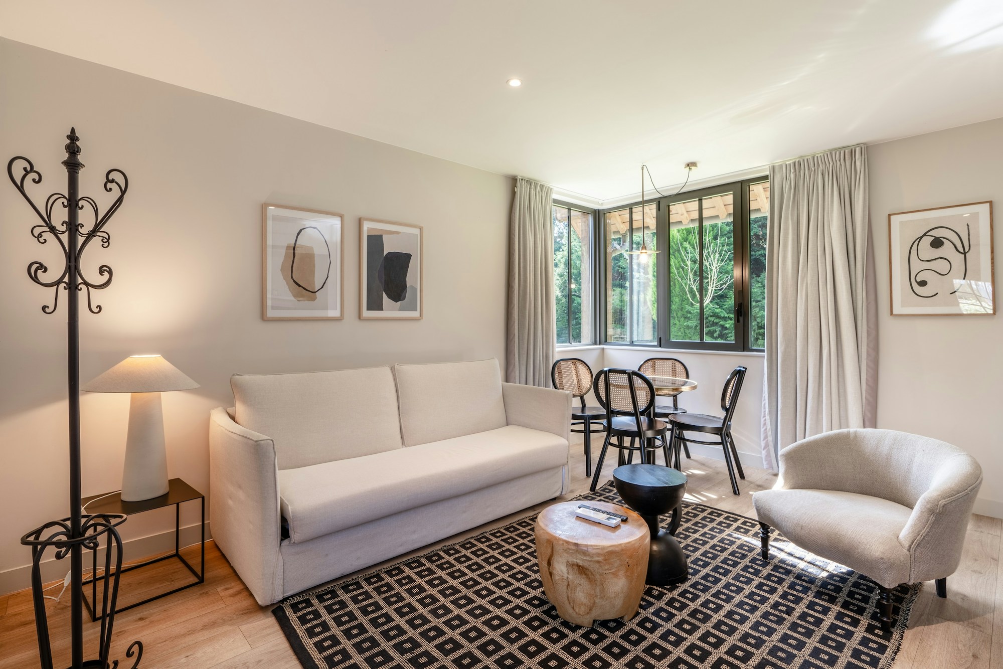 Private Cottage - Living Area