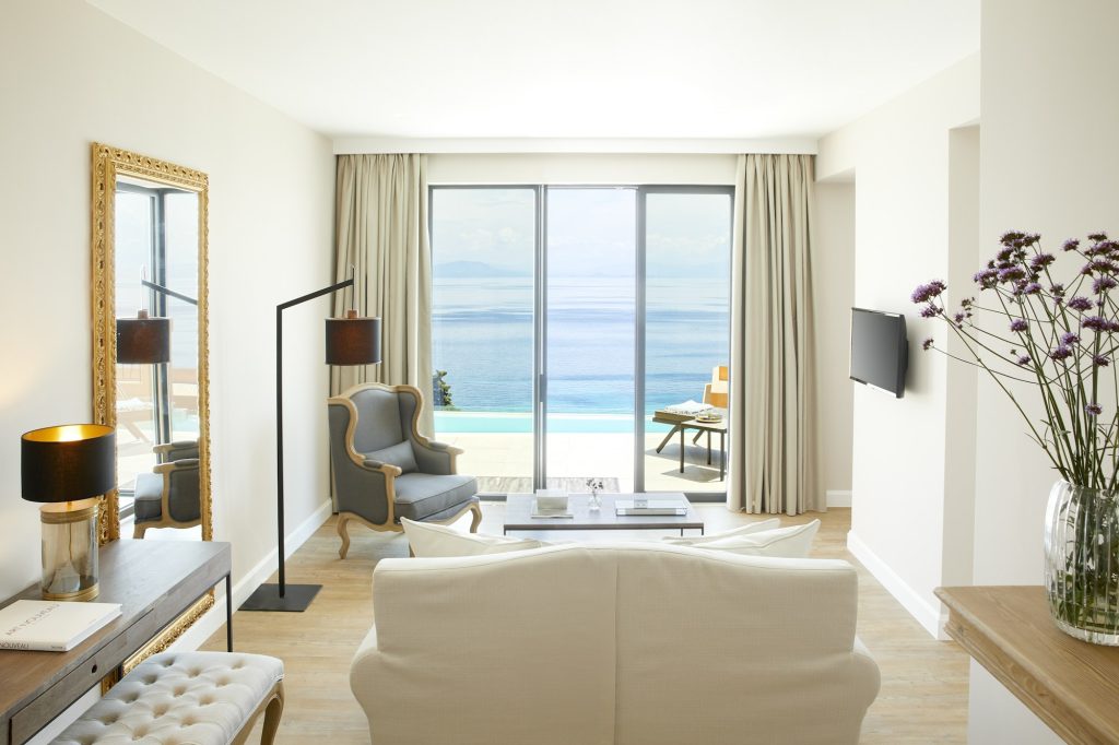 Deluxe Junior Suite Private Pool - Living Area