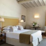 Deluxe Suite - Bedroom