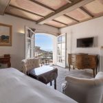 Deluxe Balcony - Bedroom