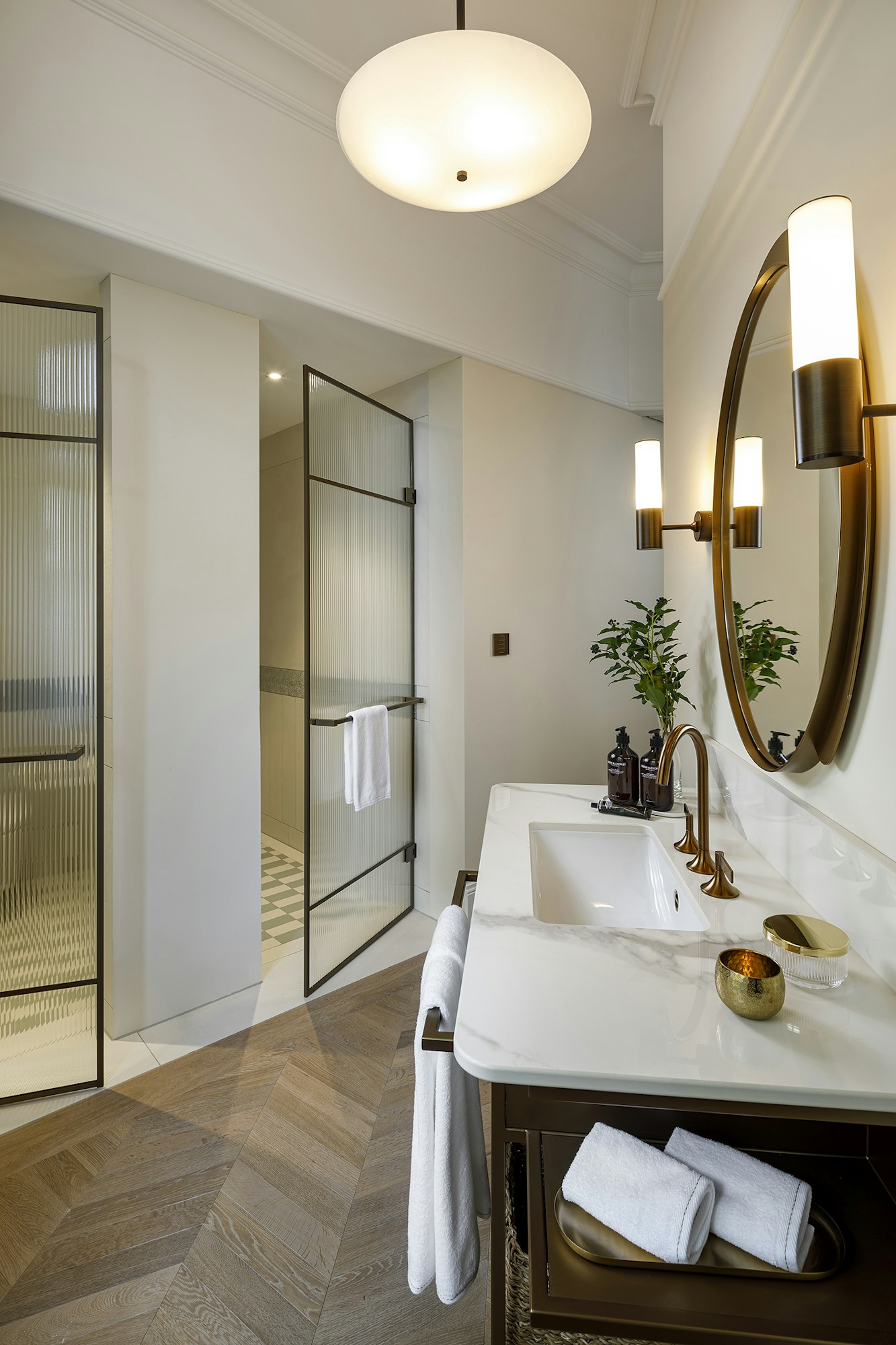 Ambassador Signature Room - Bathroom