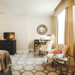 Deluxe Twin - Bedroom