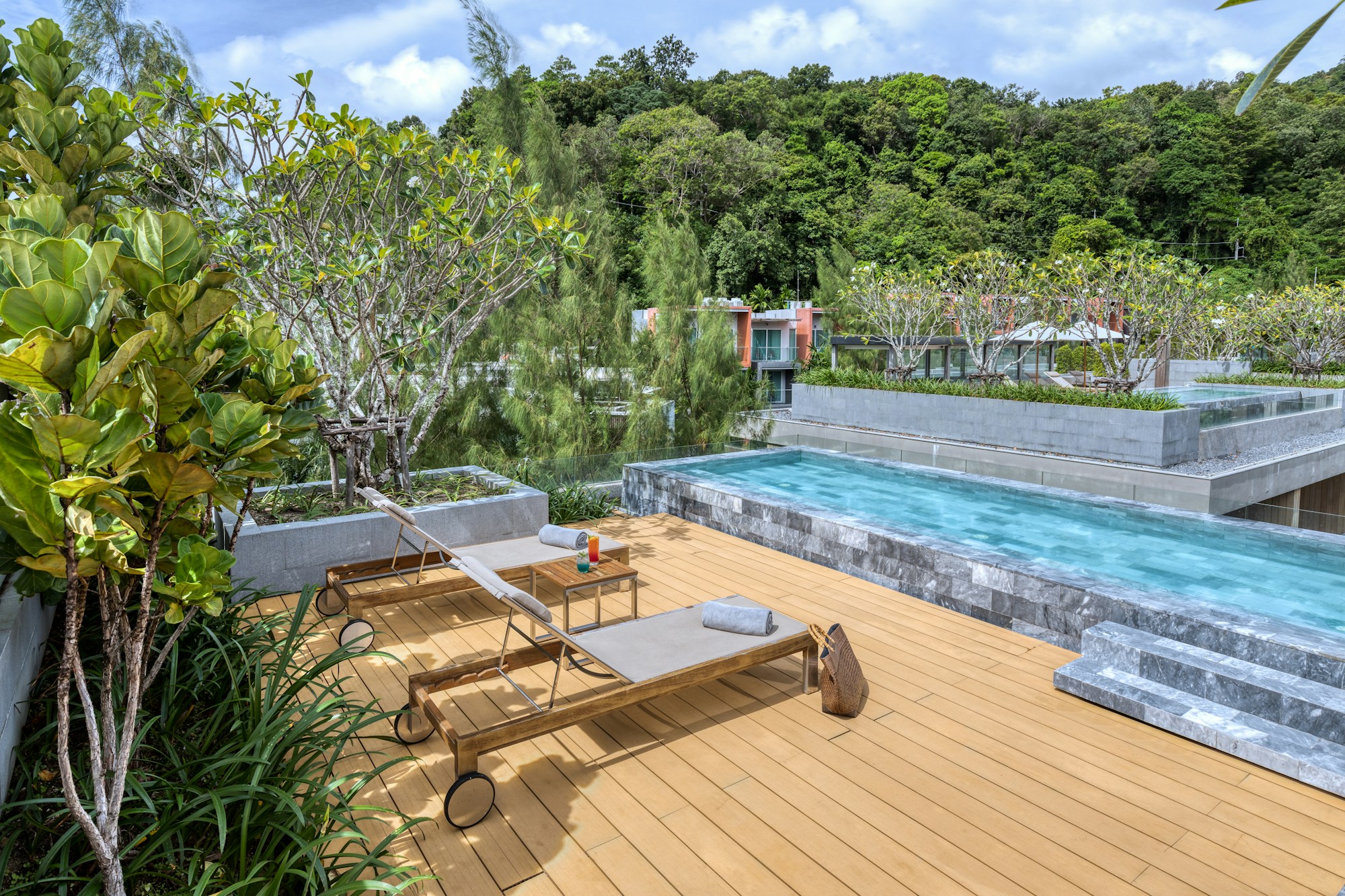 Grand Azure Pool Penthouse