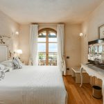 Superior with Sea Front - Bedroom