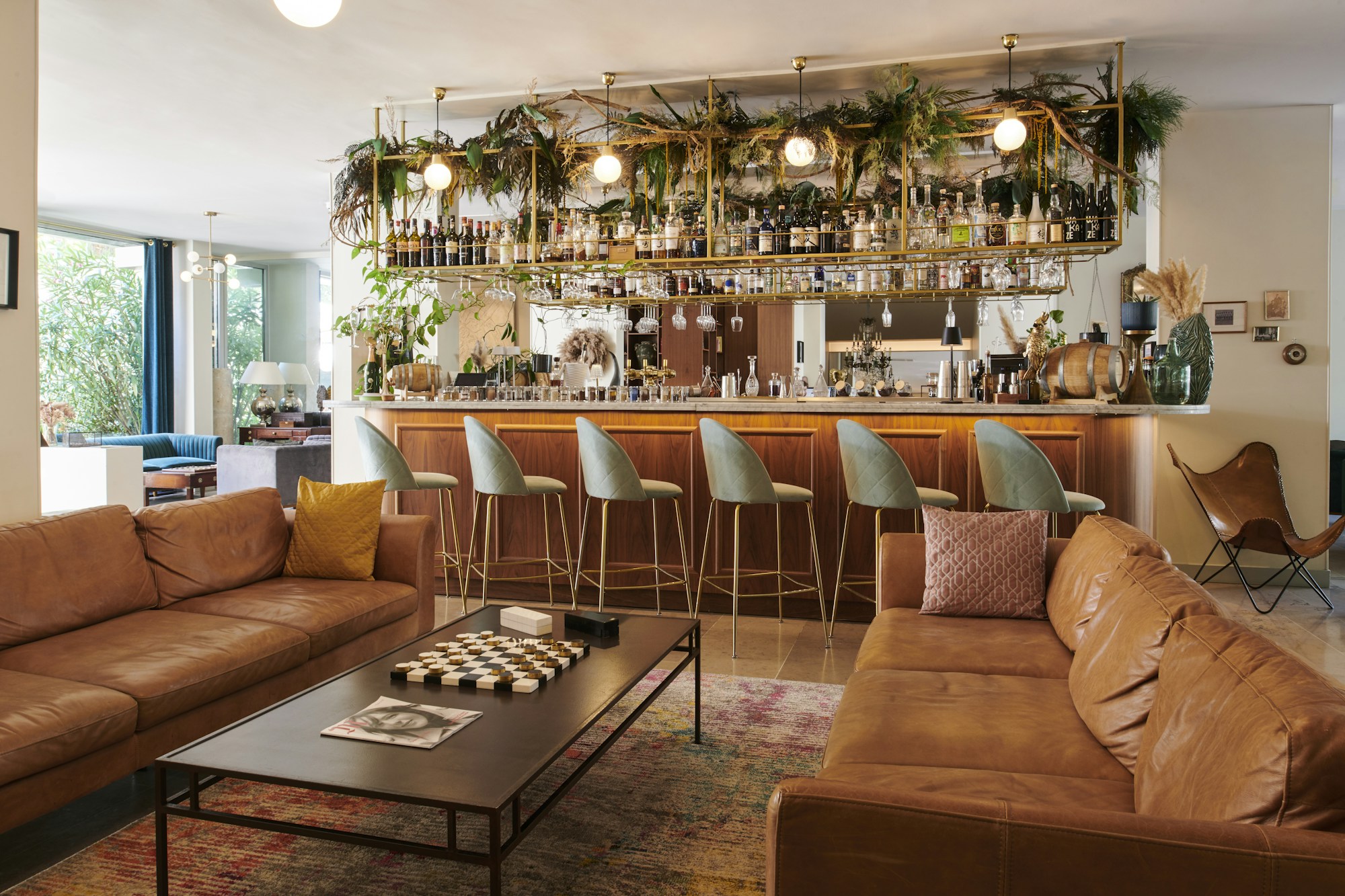 Lounge Bar