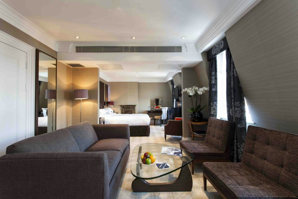 Junior Suite with Sofa Bed - Living Area