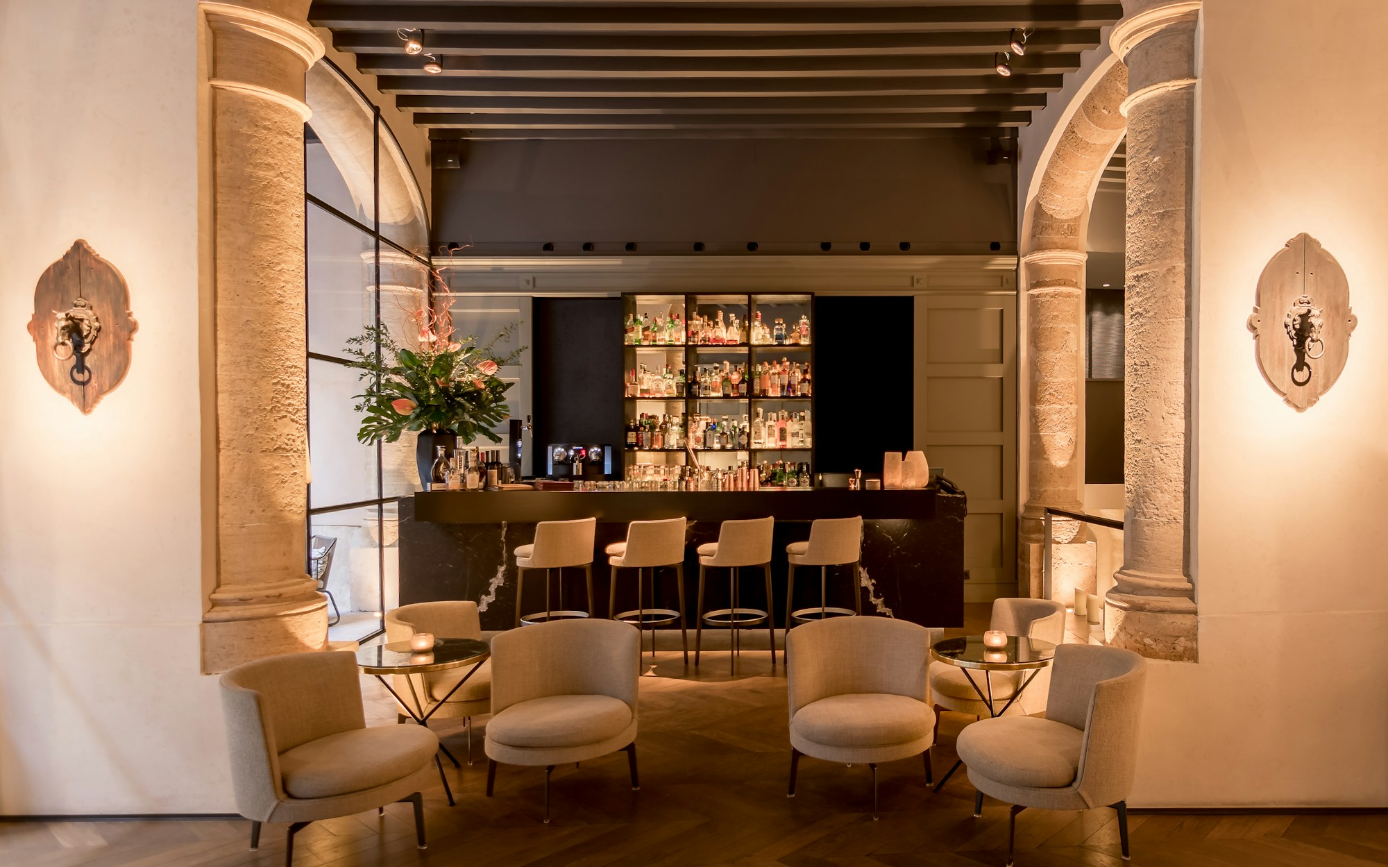 Lobby Bar
