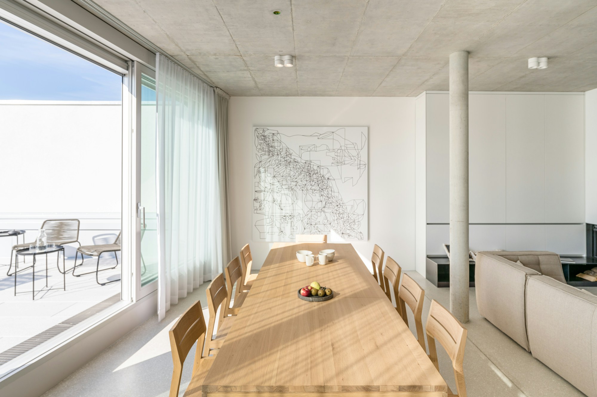 Penthouse 246 - Dining Table