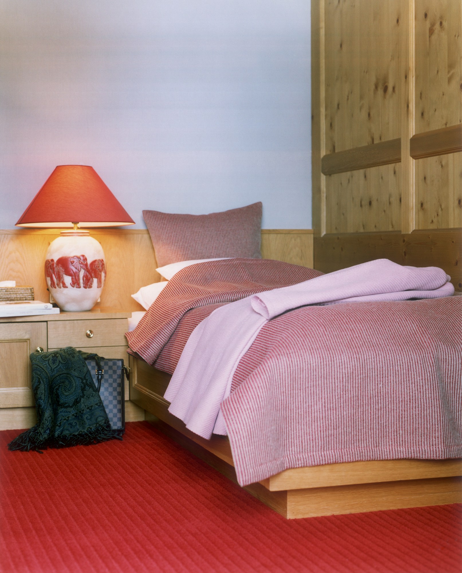 Single Room Deluxe - Bedroom