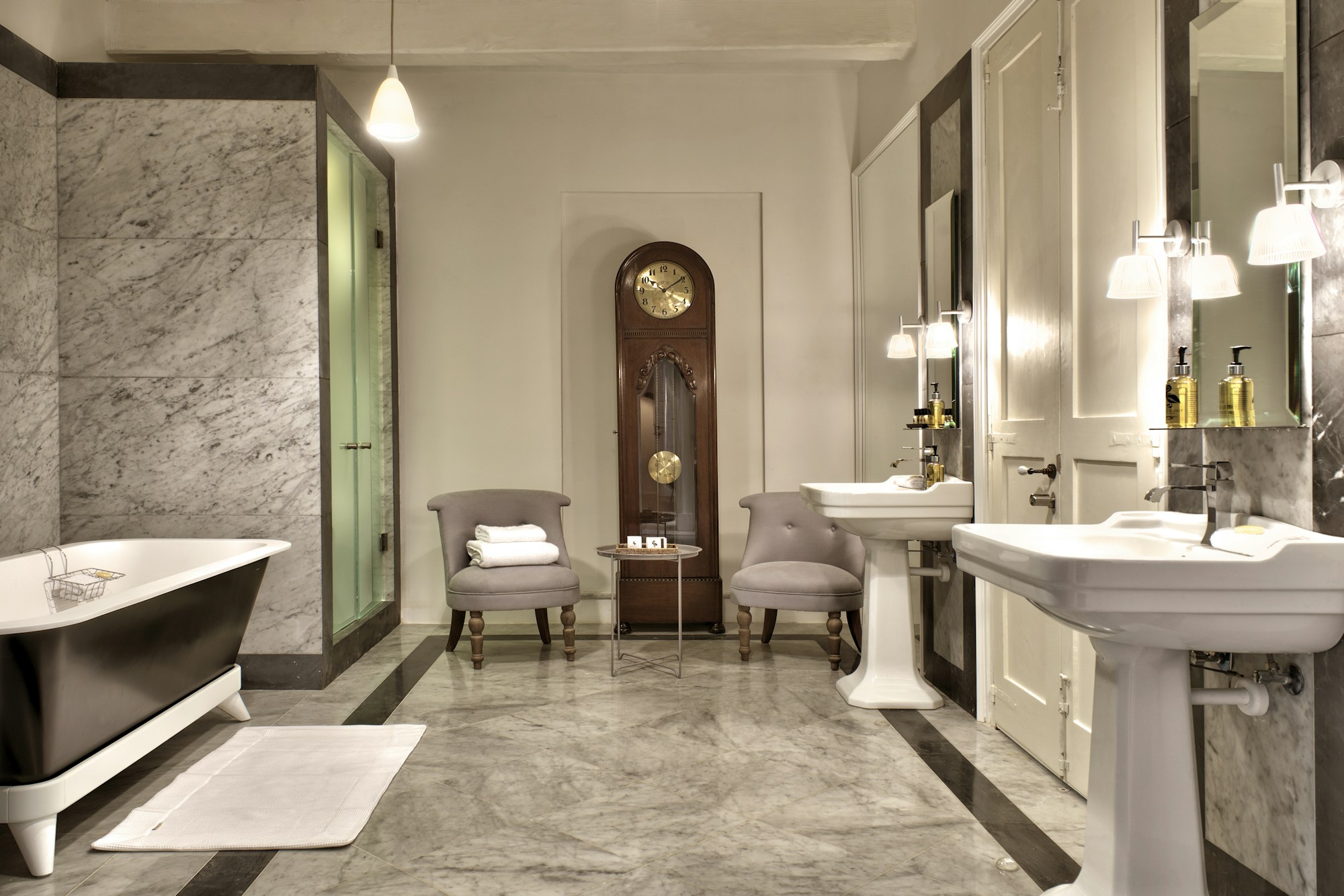 Suite 2