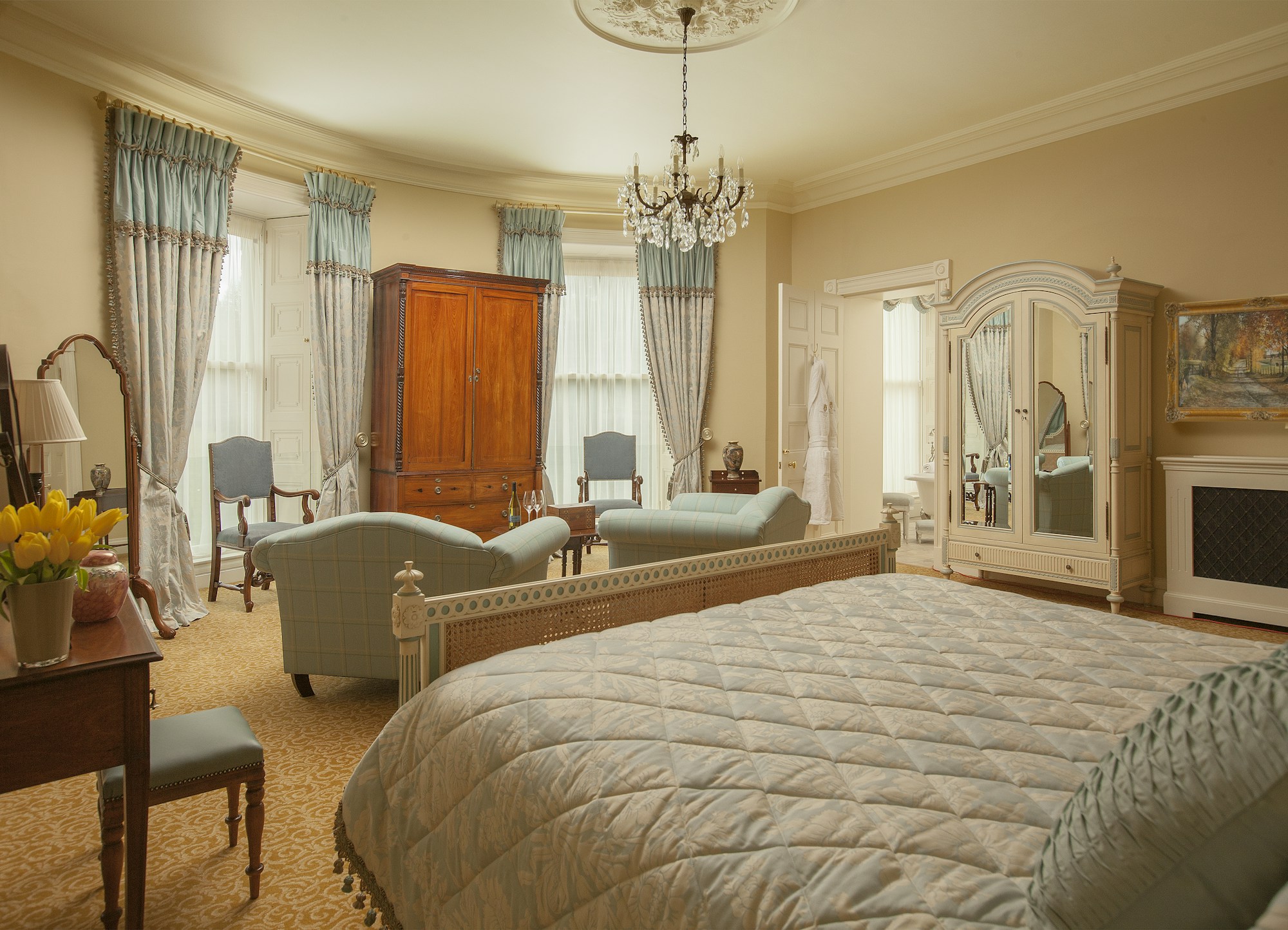 Castle Large Double - Bedroom