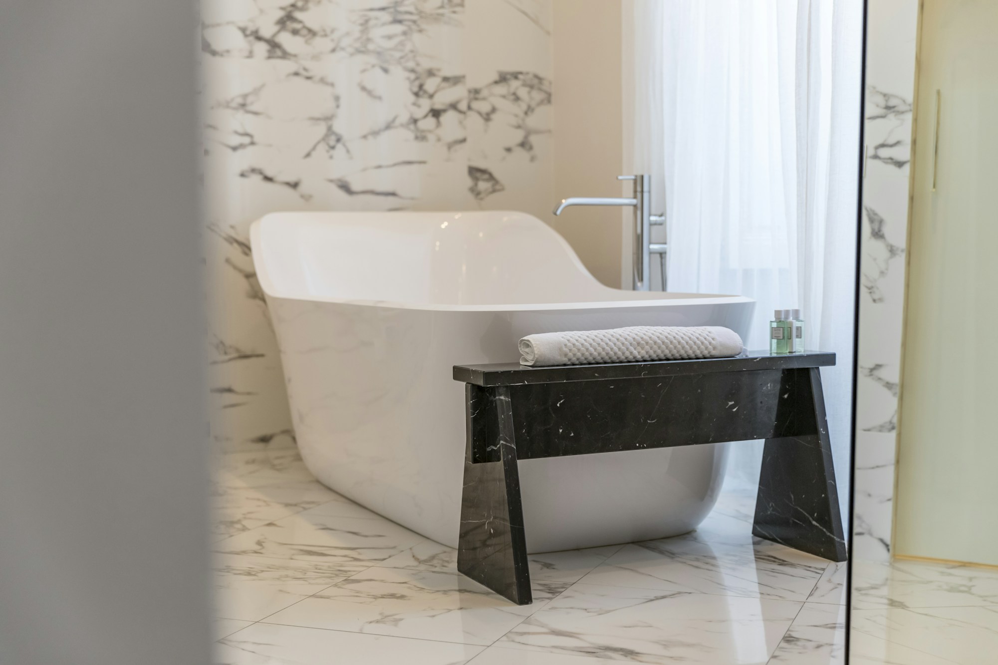 Junior So'Chic Suite - Bathroom