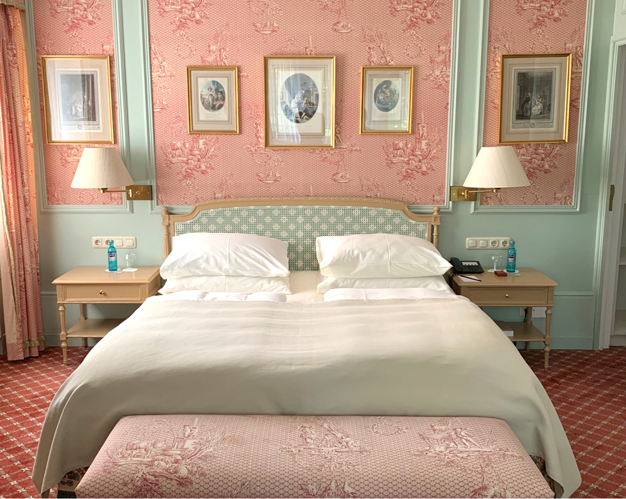 Heritage Room III