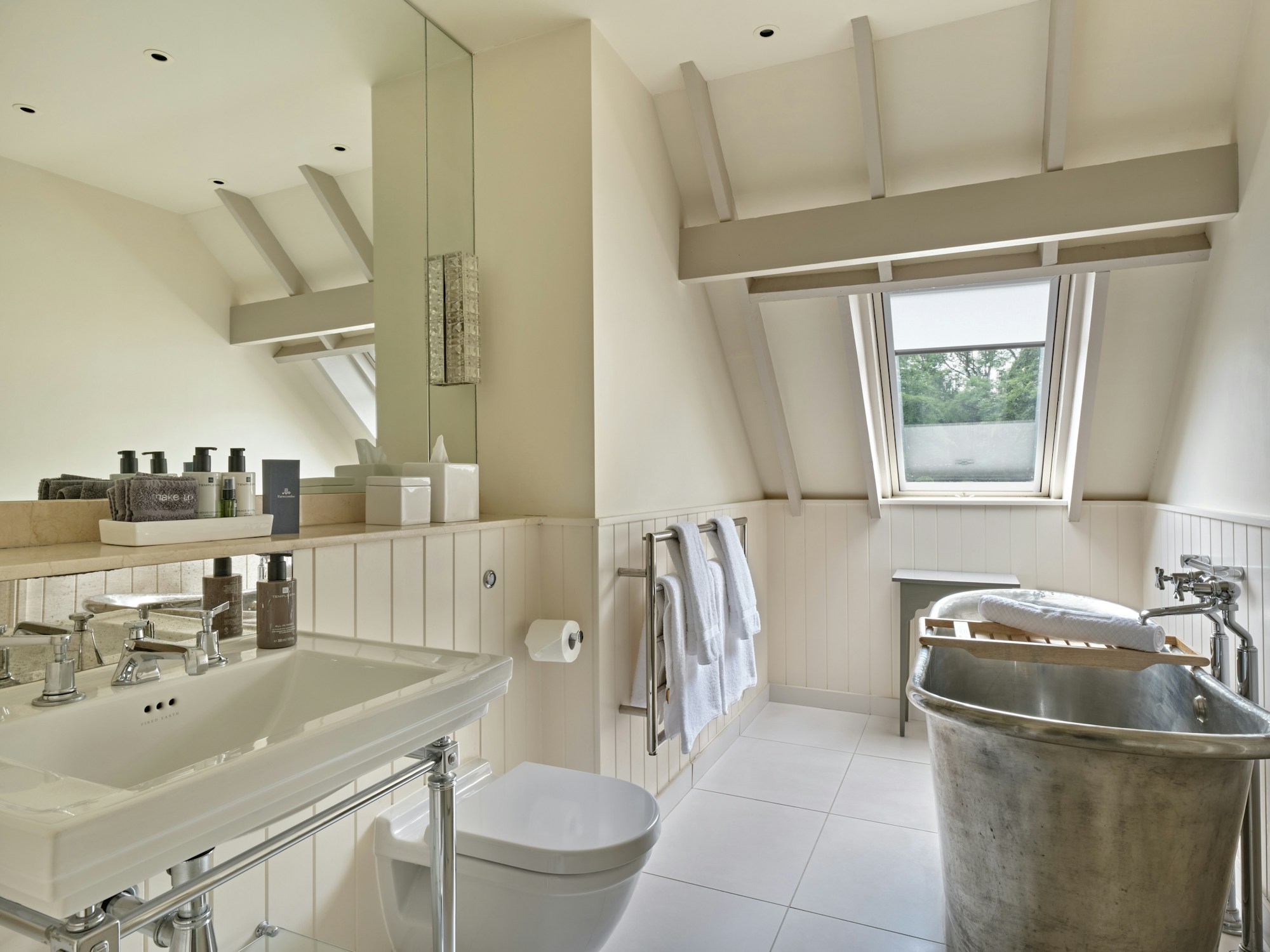 Splendid - Bathroom