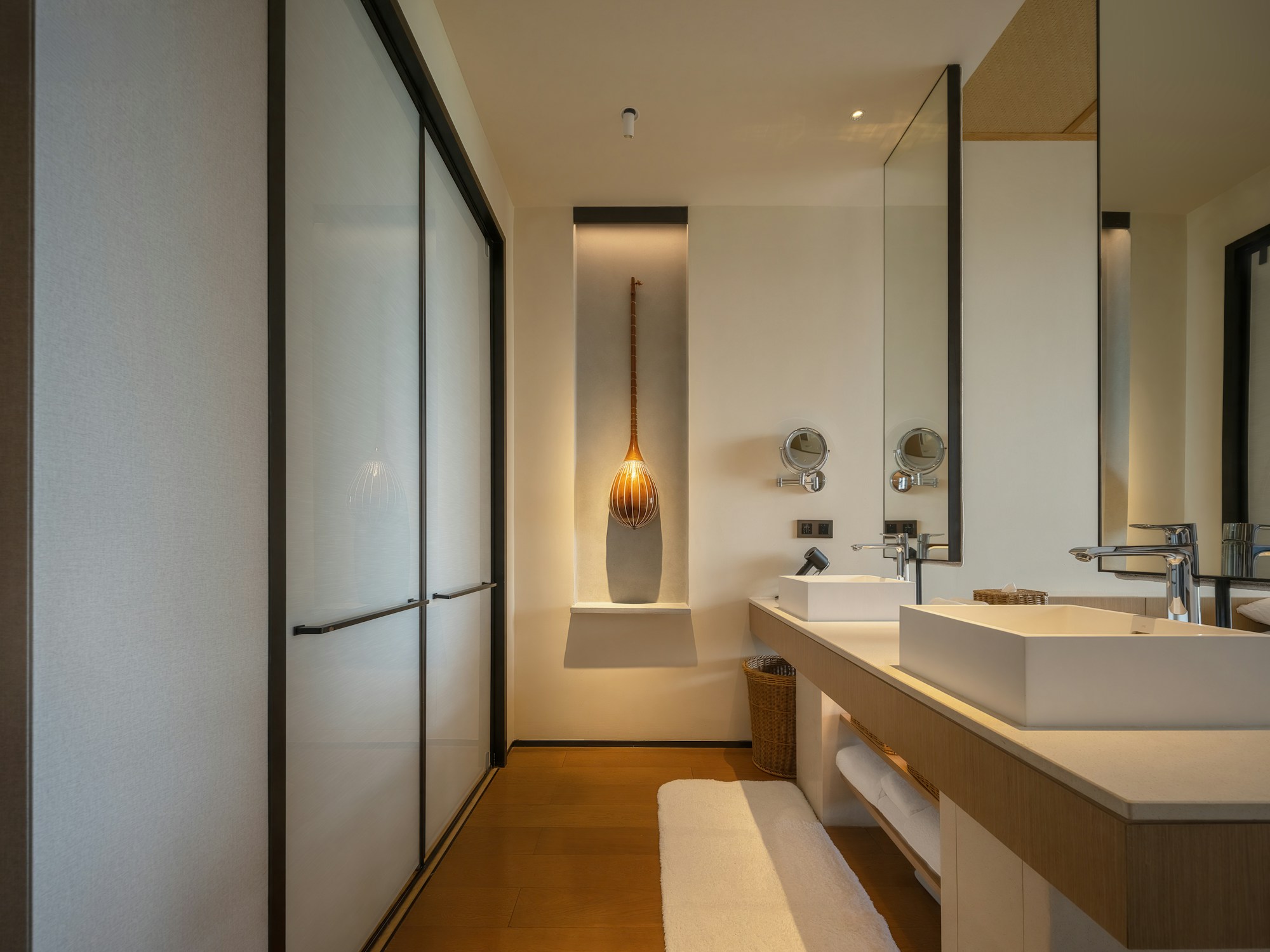 Oasis Balcony Room Bathroom