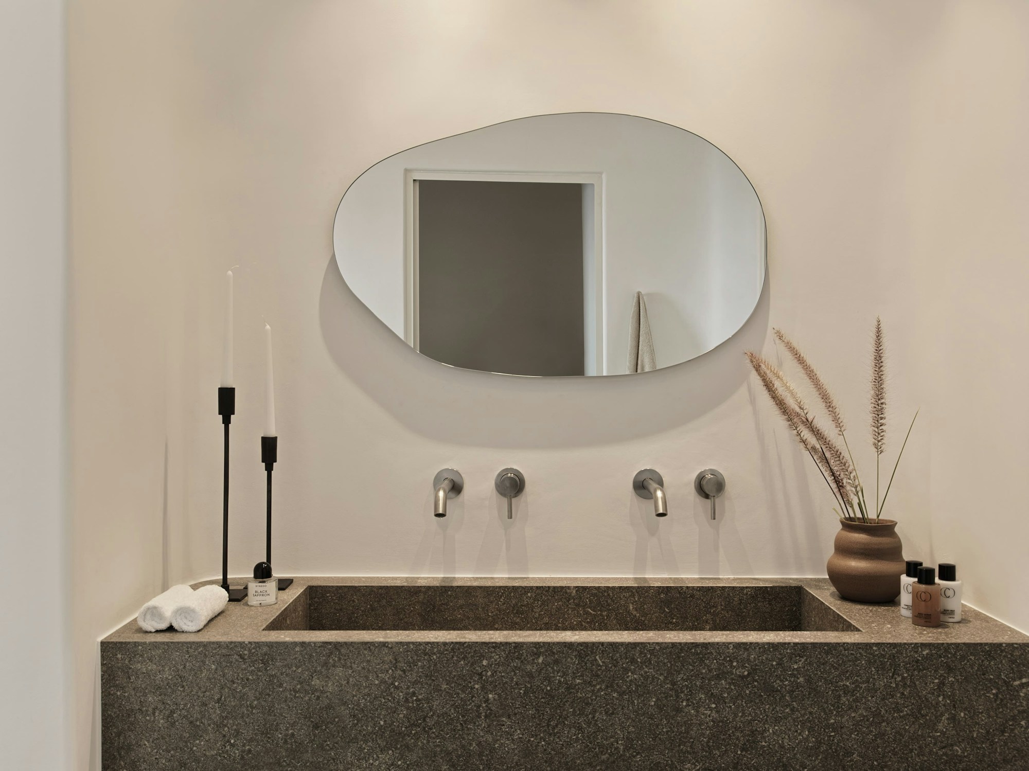 Executive Pool Suite - Bathroom