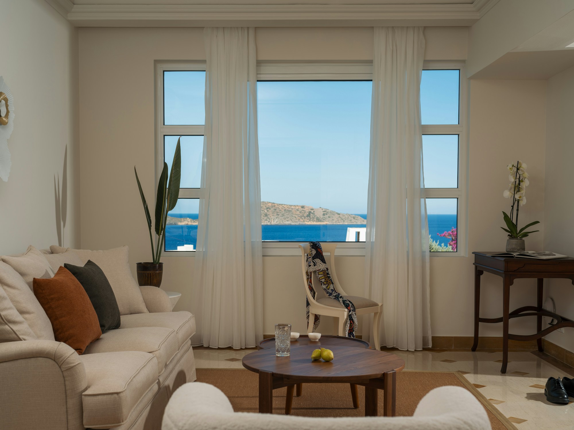 One Bedroom Deluxe Senior Suite