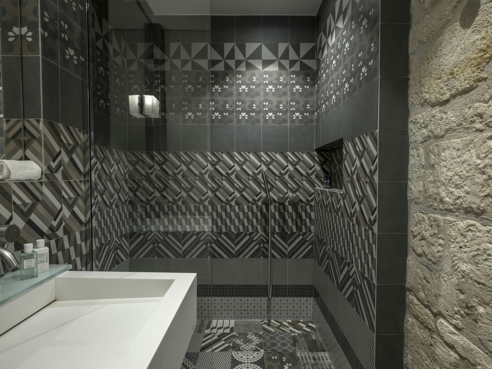 Classic Secret - Bathroom