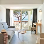 Sea Laterale Balcony Suite - Living Area
