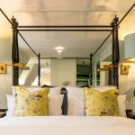 Signature Suite (Emerald Canopy) - Bedroom