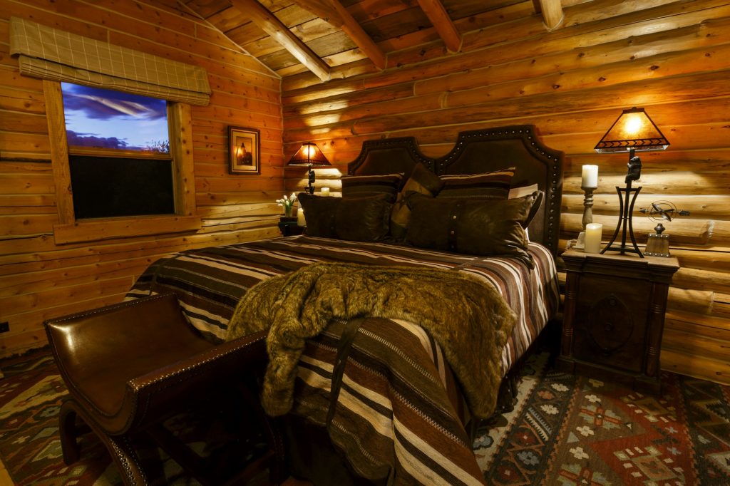 Cowboy Cabin - Bedroom