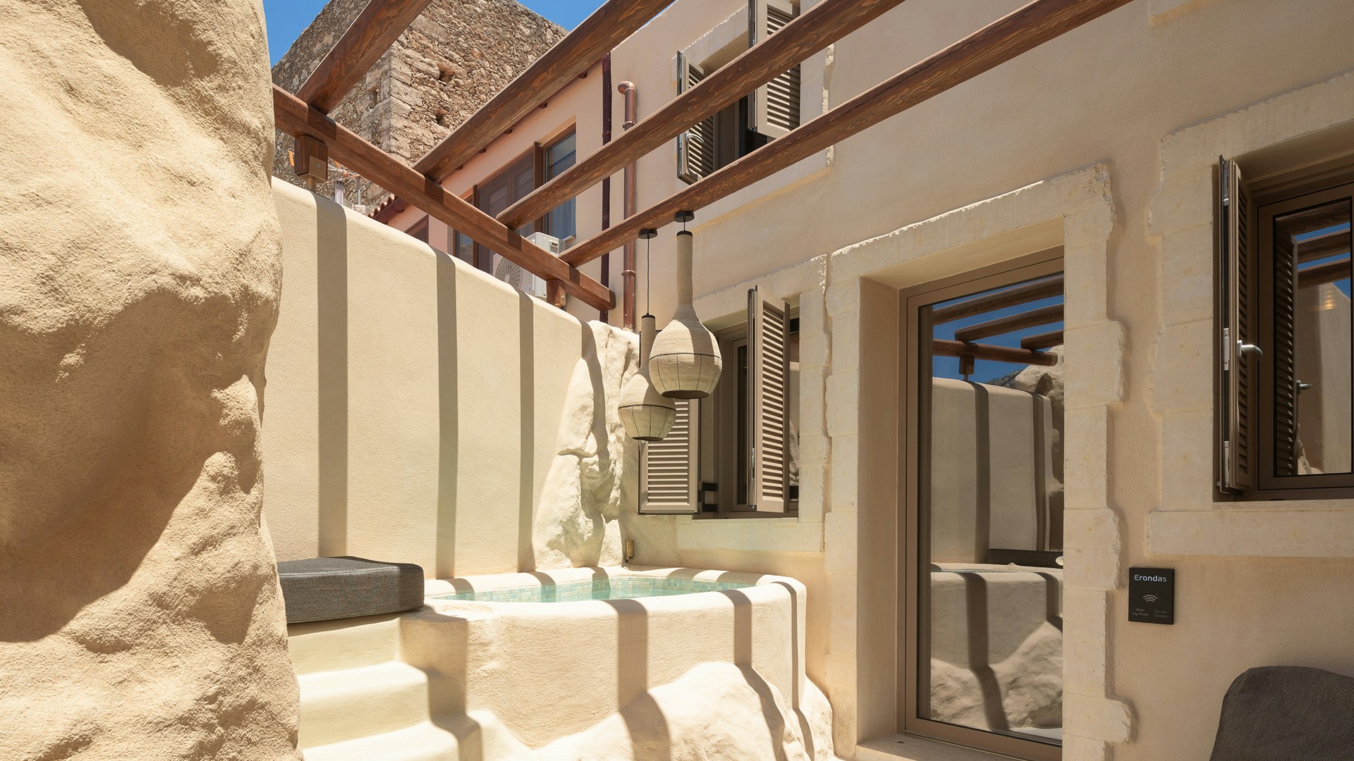 Split Level Suite with Hot Tub - Exterior