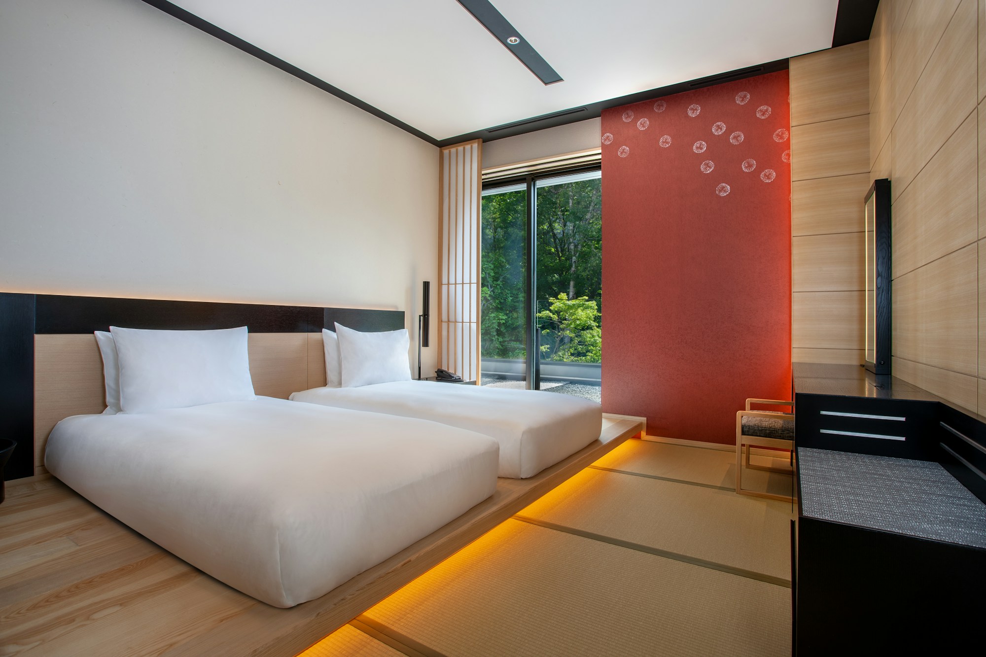 Deluxe Corner Suite Bedroom