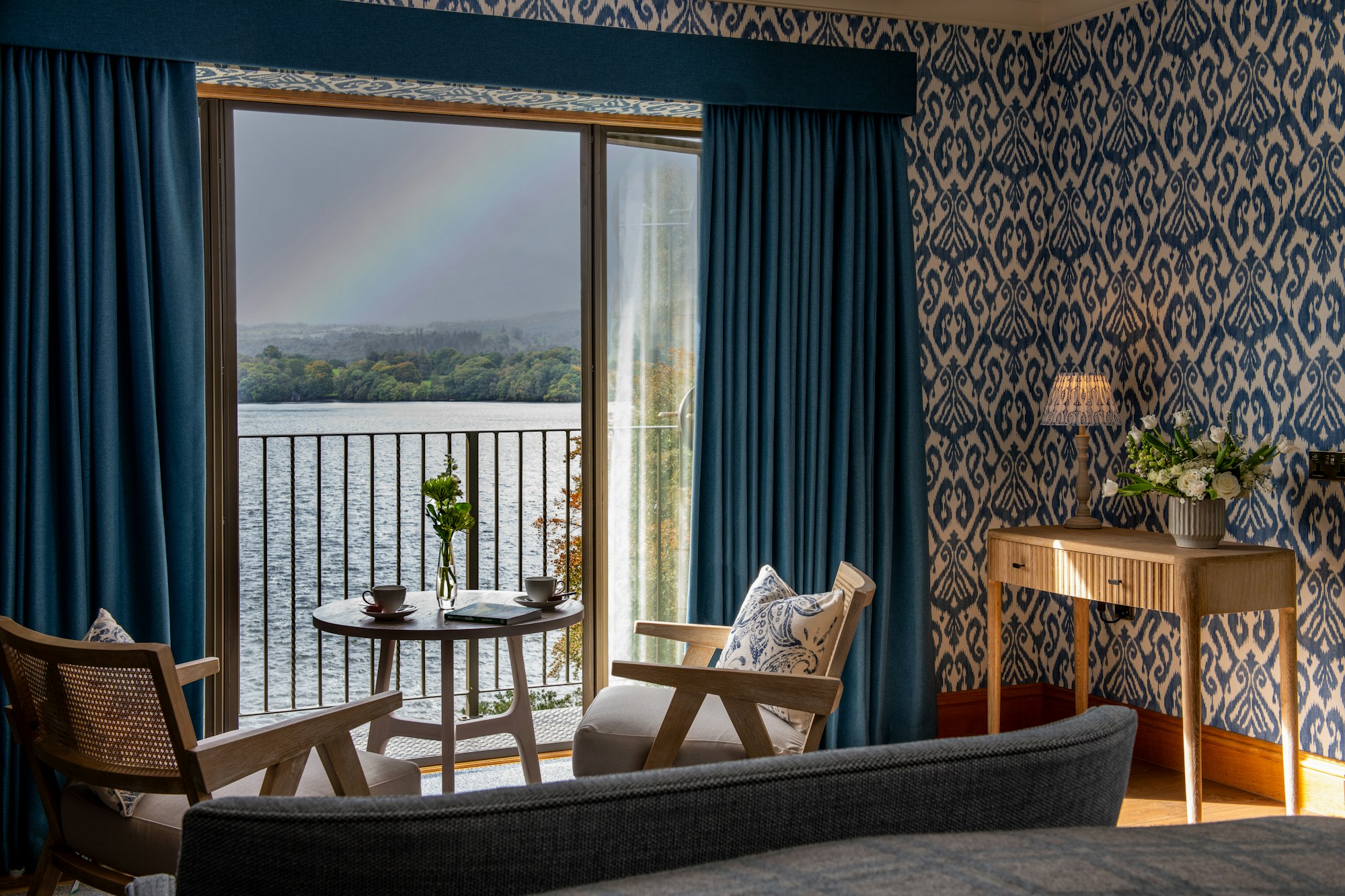 Lakehouse Room