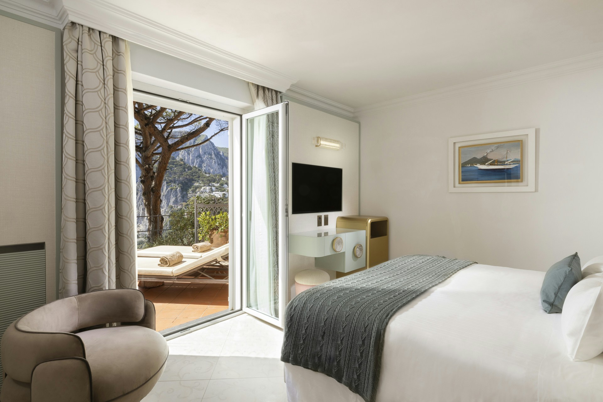 Prestige Room - Bedroom