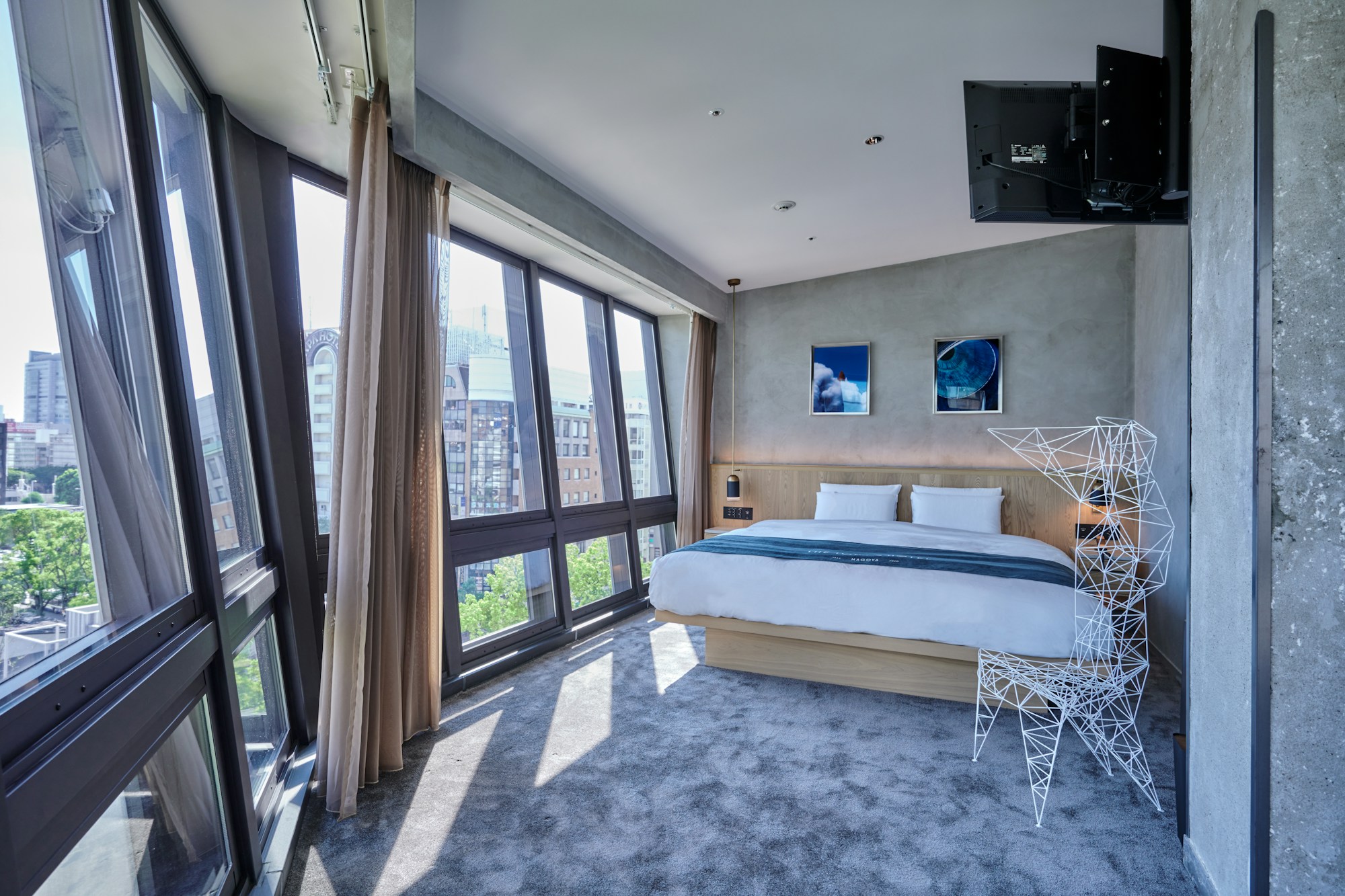 Park Corner Suite