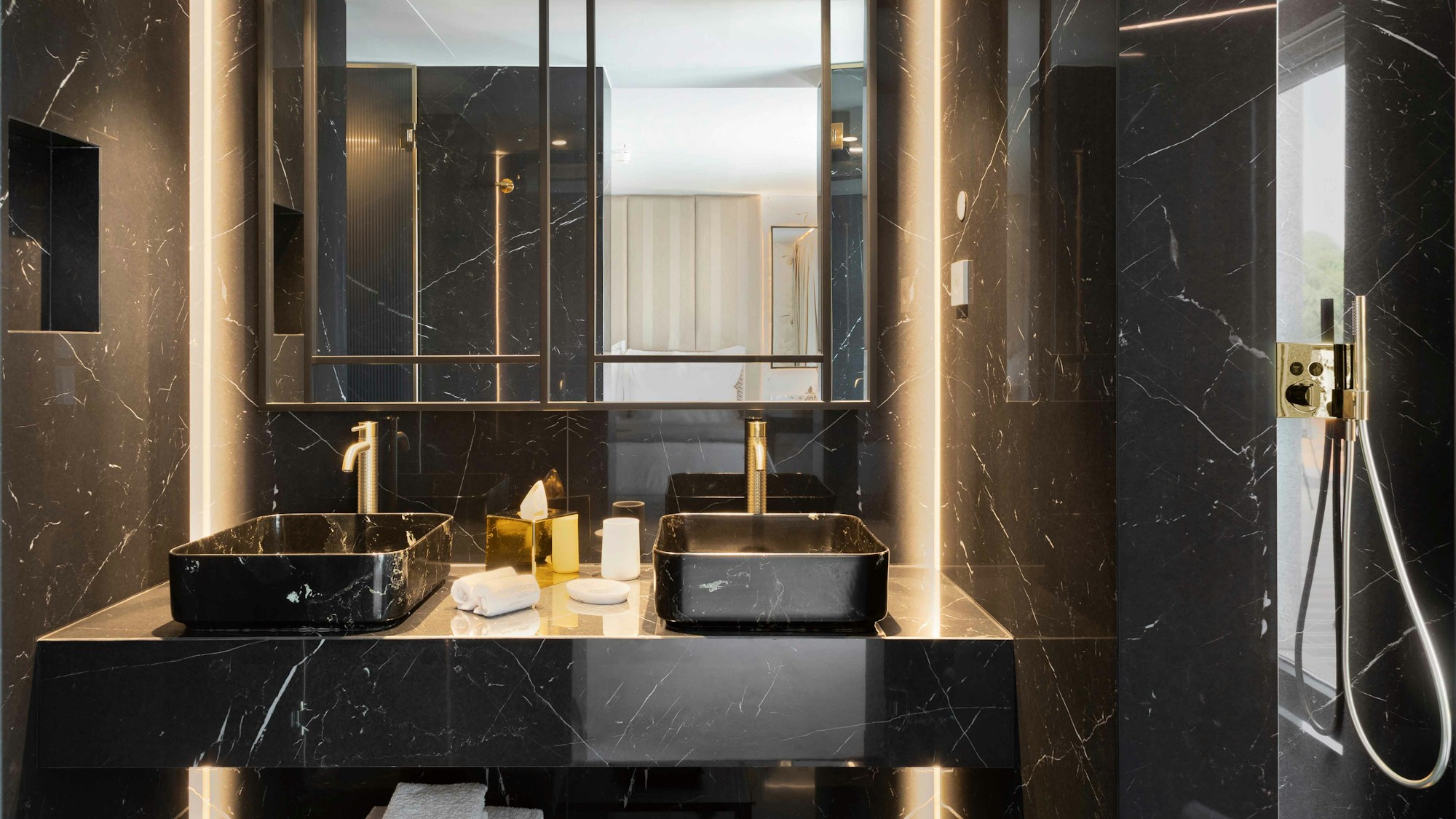 Master Suite - Bathroom