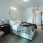 Deluxe Room Beachfront - Bedroom