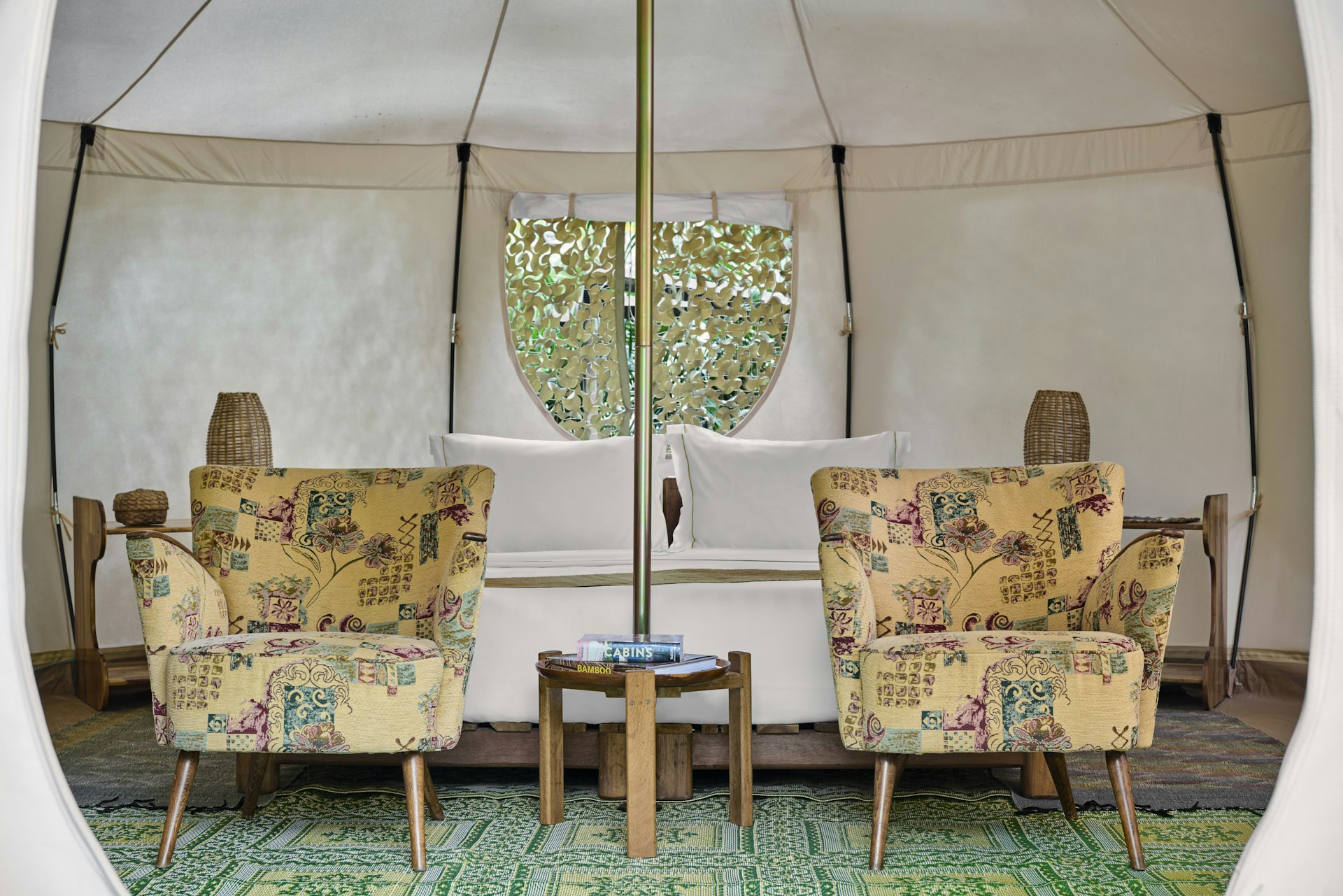 Riverfront Glamping - Living Area