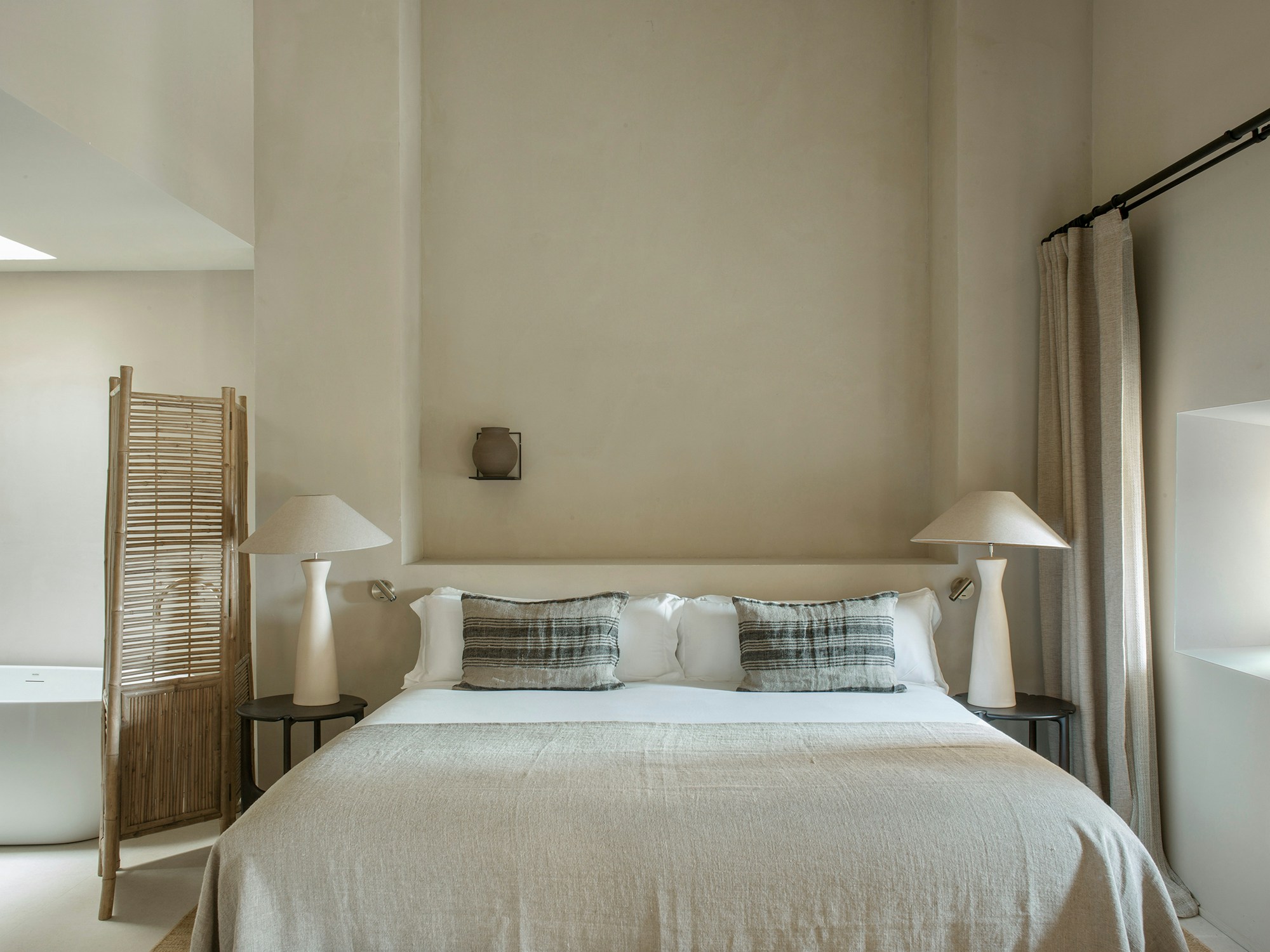 Classic Lodge Suite - Bedroom