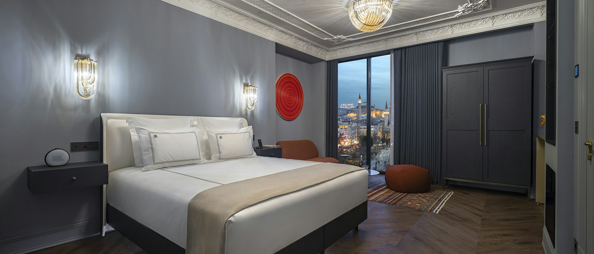 Fleur De Lys Room - Bedroom