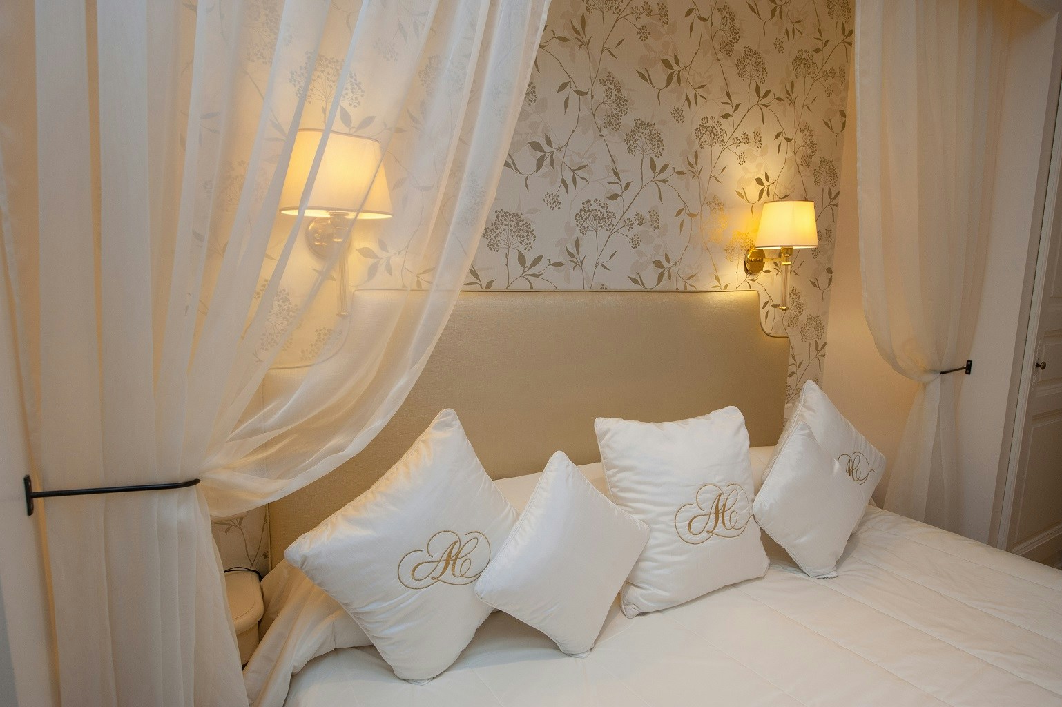 Superior Luxury Room Bedroom
