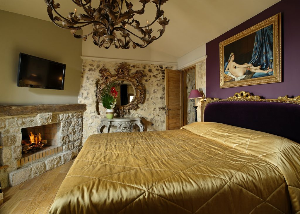 Junior Suite Village Bedroom