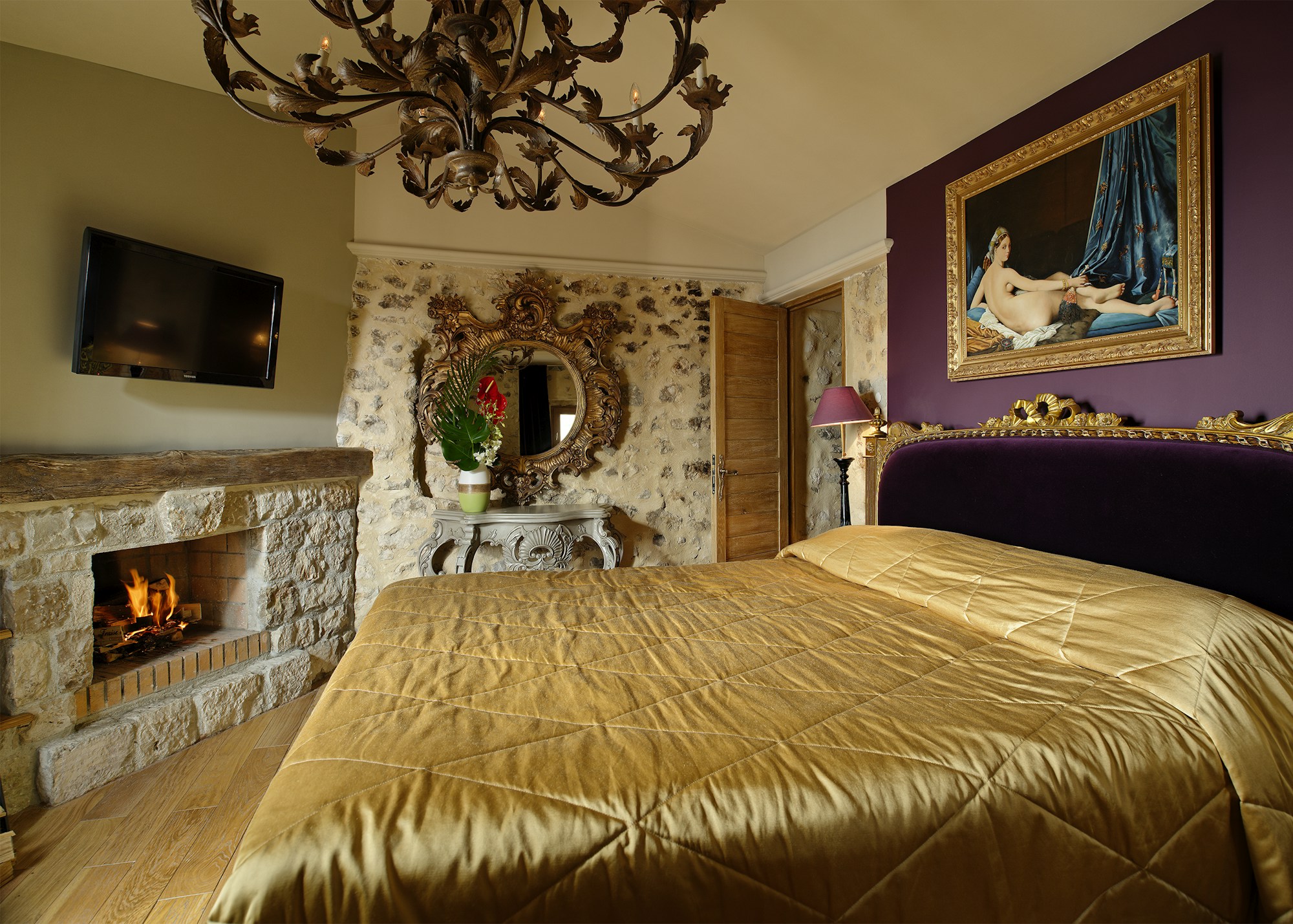 Junior Suite Village Bedroom