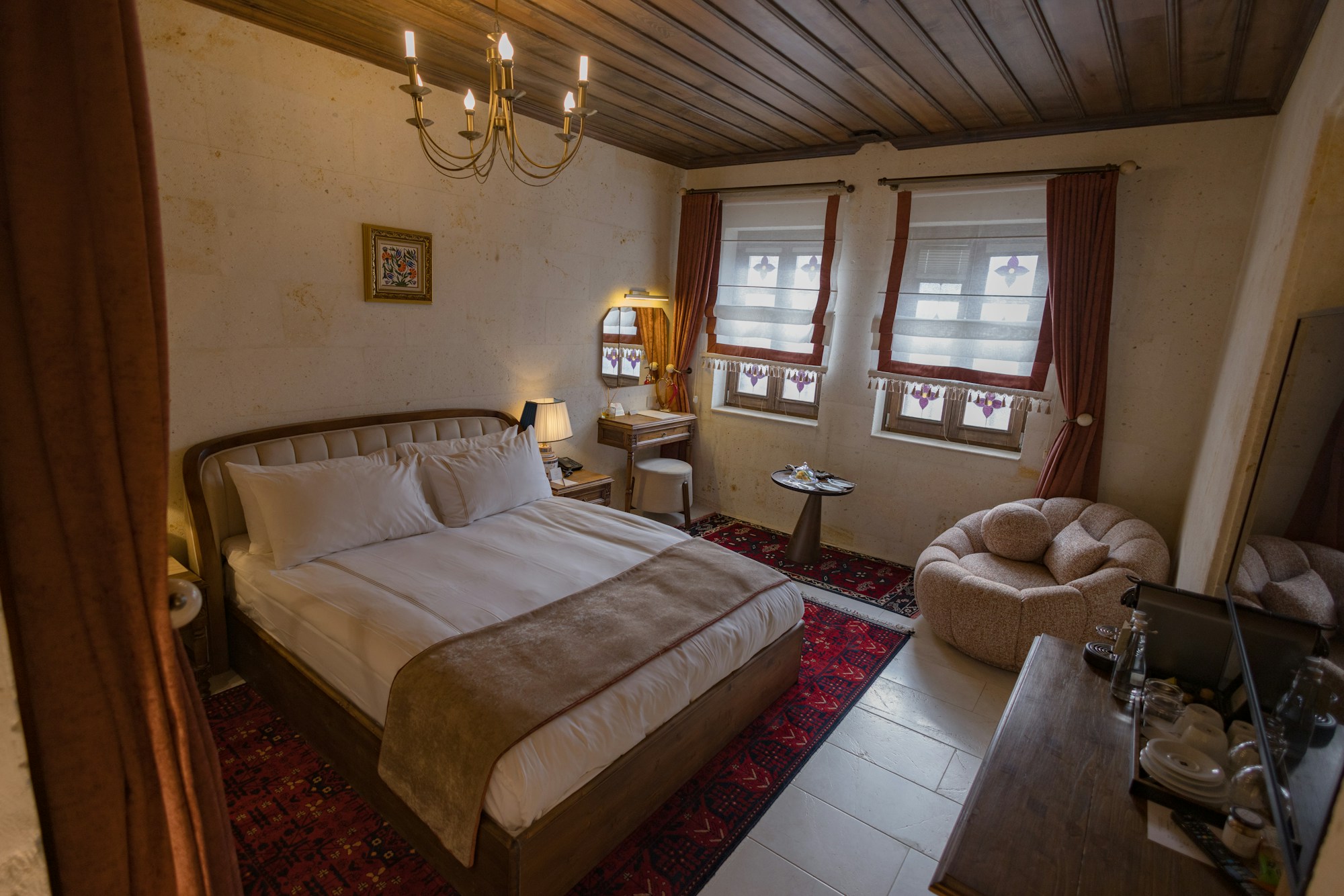 Stone Luxury - Bedroom