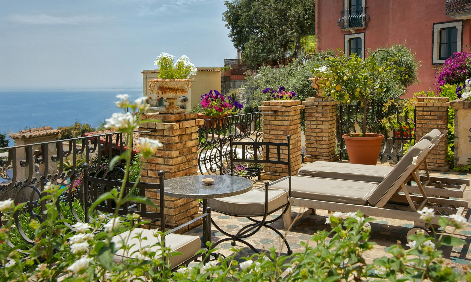 Mini Suite - Terrace