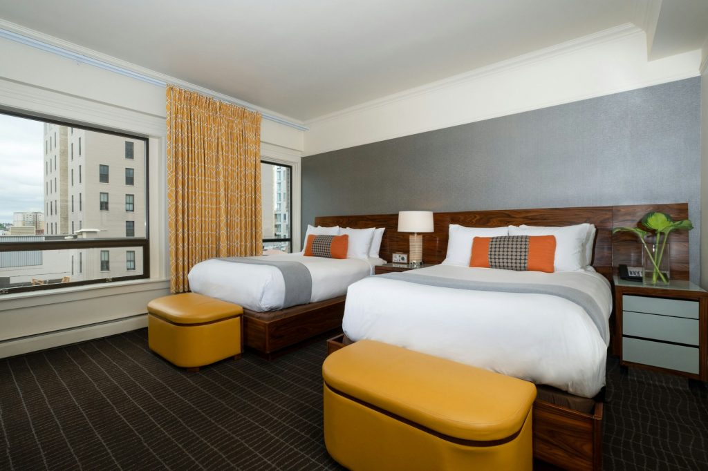 Deluxe Two Double Beds - Bedroom