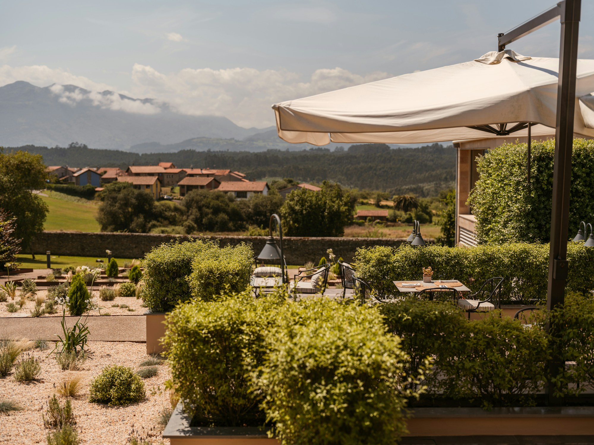 Restaurant - Patio