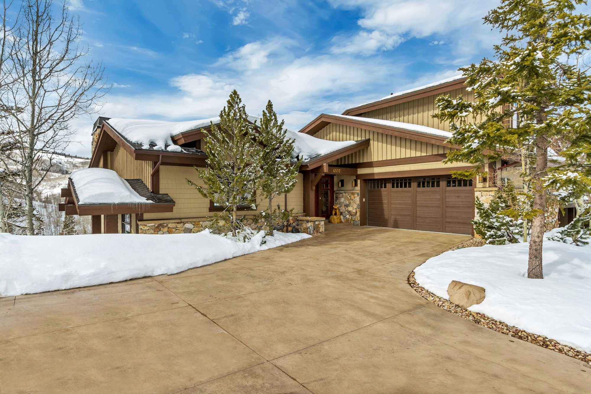 Lookout Home - Exterior