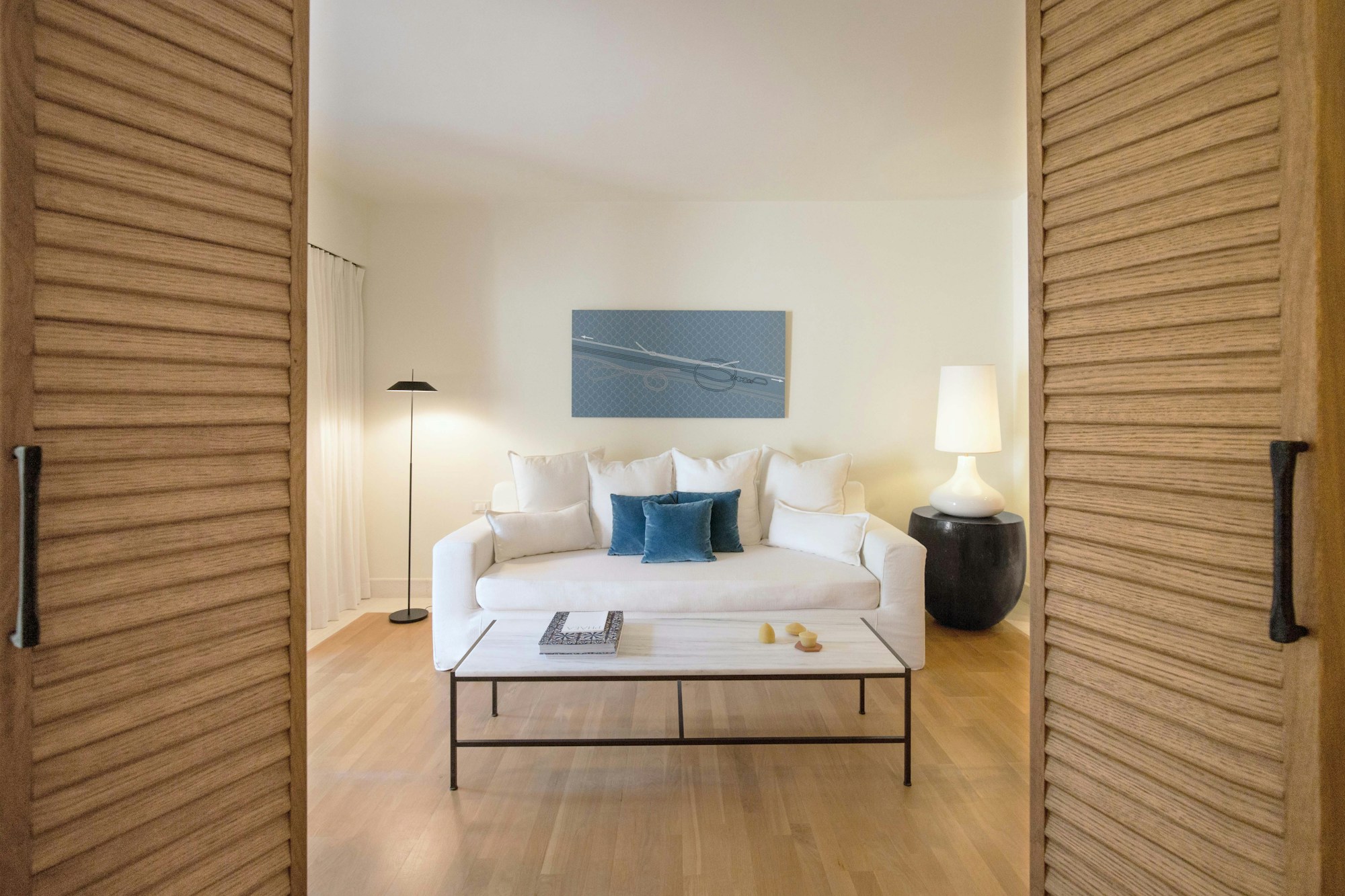 Blue Maisonette Suite Private Heated Pool