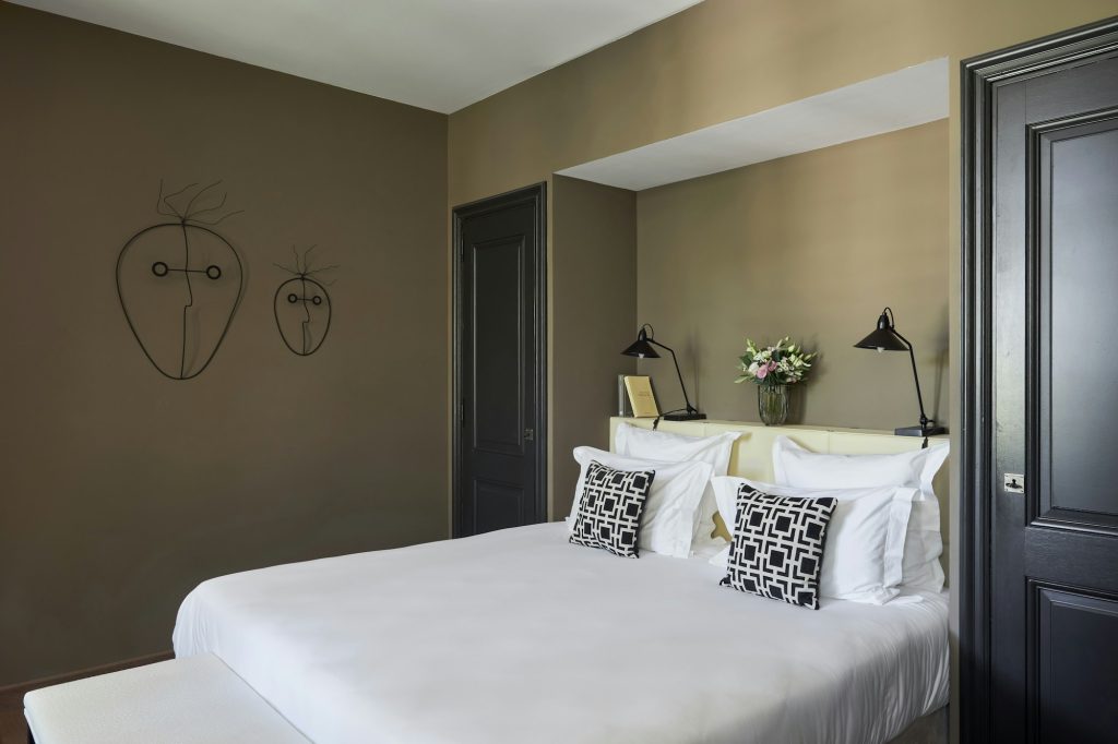 Classic - Bedroom
