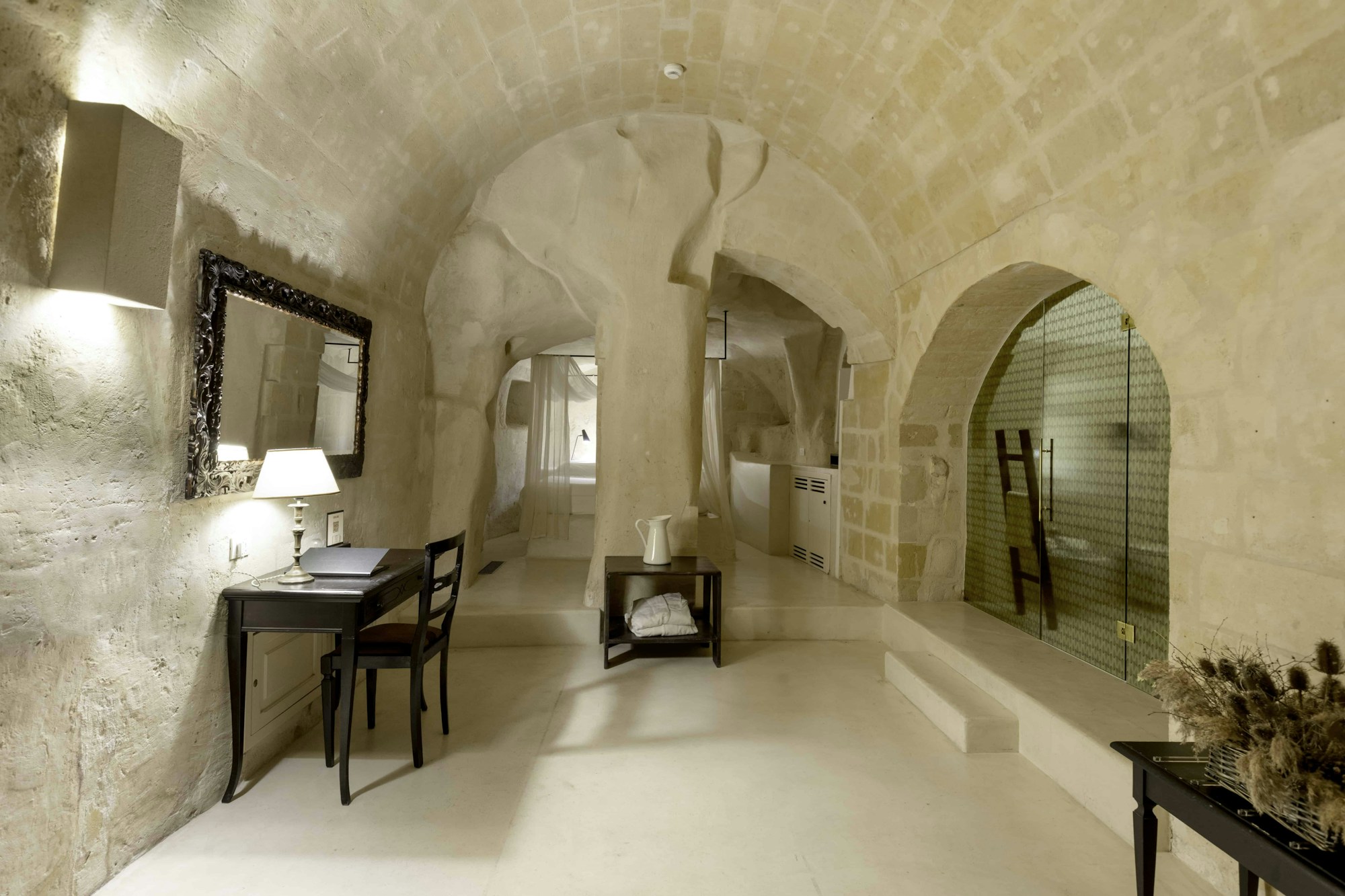Cave with Patio - Room #56